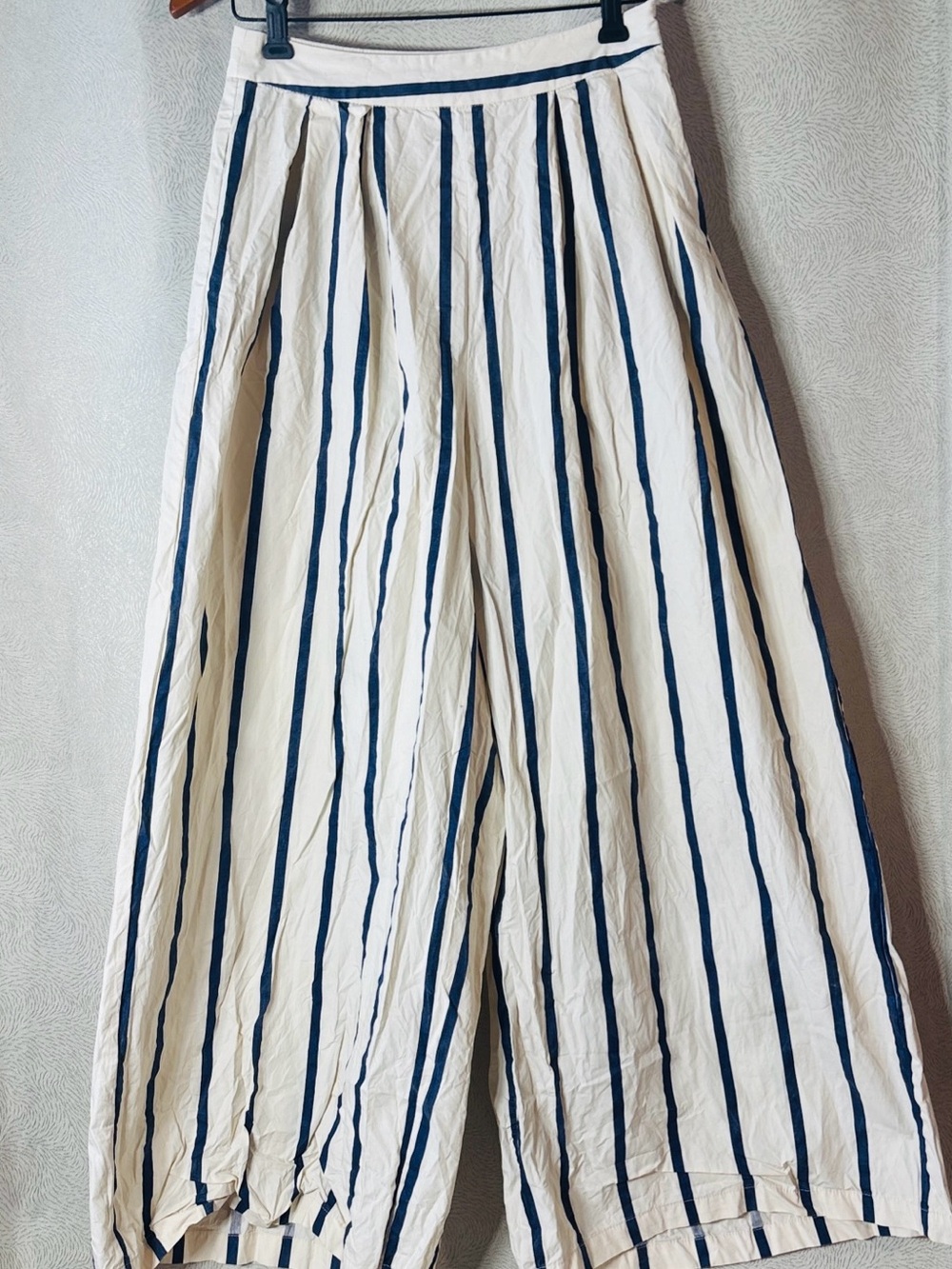 Freemarket Striped Wide Leg Cream and Navy Pants 0316